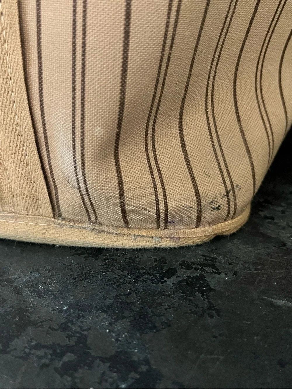 Authentic Louis Vuitton Neverfull MM monogram canvas tote